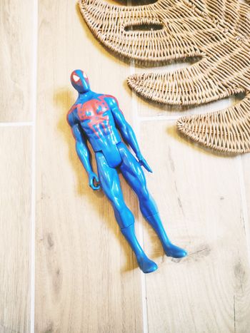 💫Spider-Man ultimate bleu grande figurine de 30 cm Avengers Marvel Hasbro