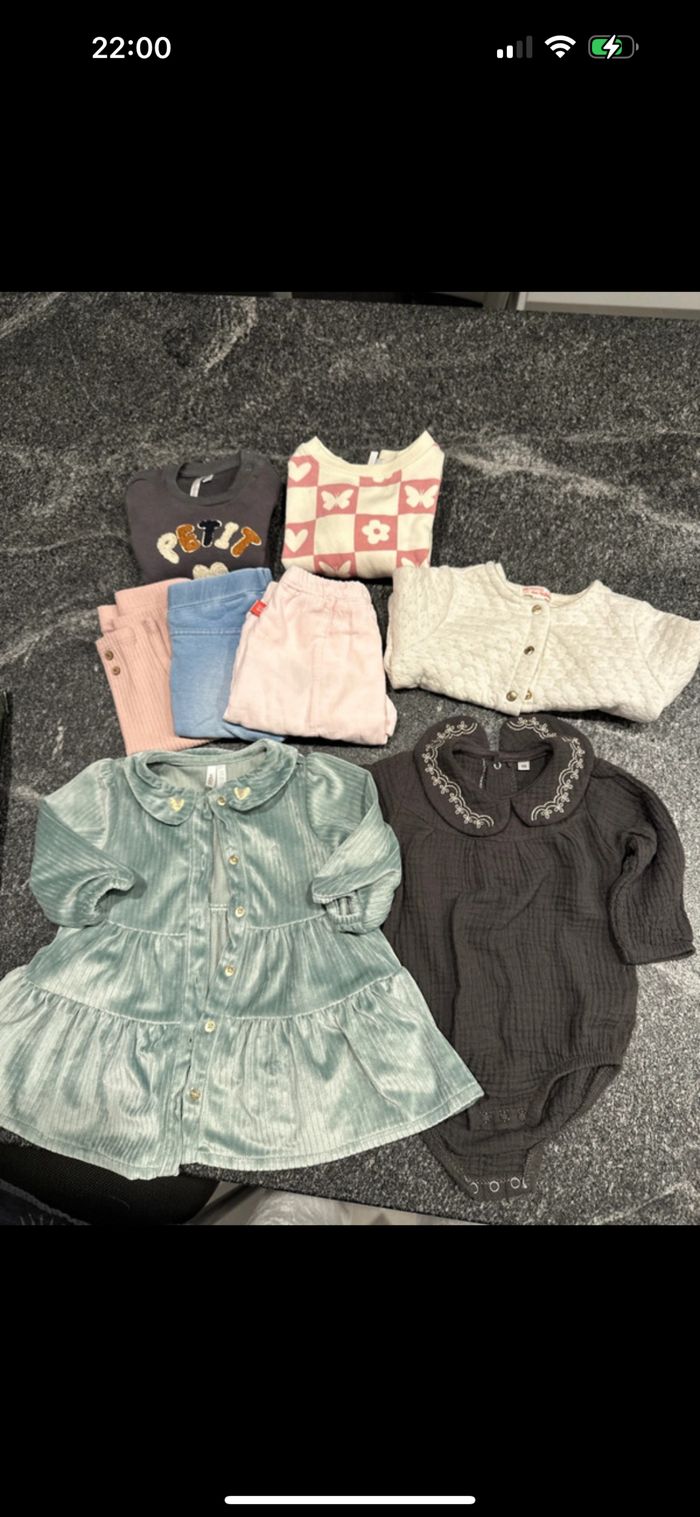 Lot de vêtements bébé fille 6 mois très bon état