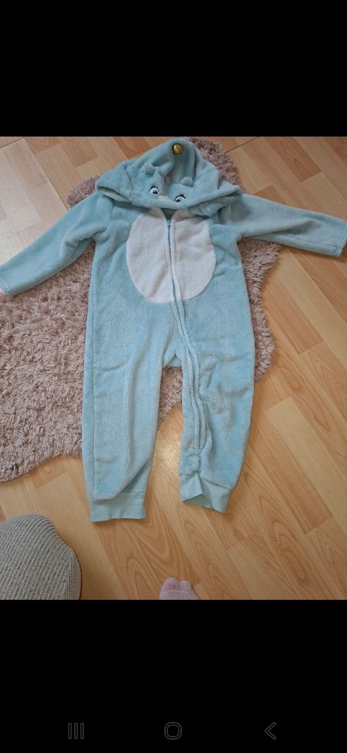 Combinaison pilou pilou 3 ans - photo numéro 3