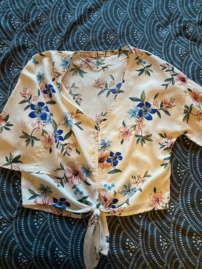 Blouse fleurie - photo numéro 3