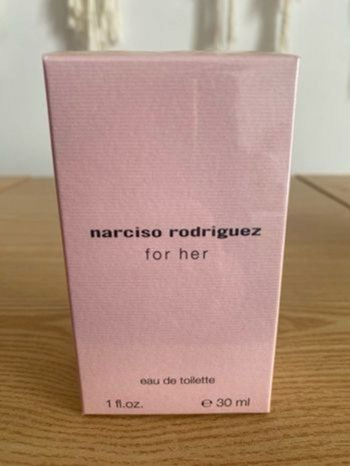 Narciso Rodriguez for hier