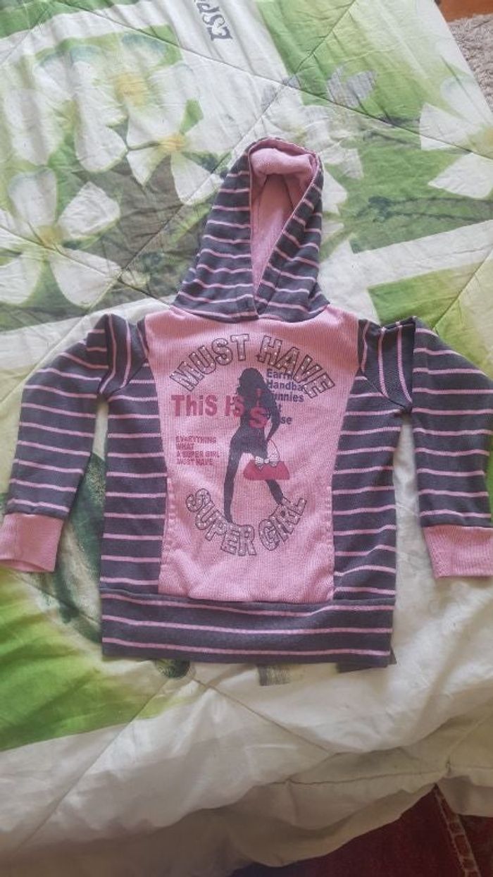 sweat fille 6/7 ans shuttos