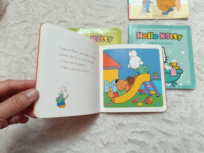 Lot de 4 livres bébé enfant Petit lapin blanc Léo et Popi Hello Kitty - photo numéro 3