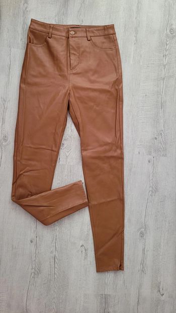Pantalon skinny Kiabi, taille 36. Neuf