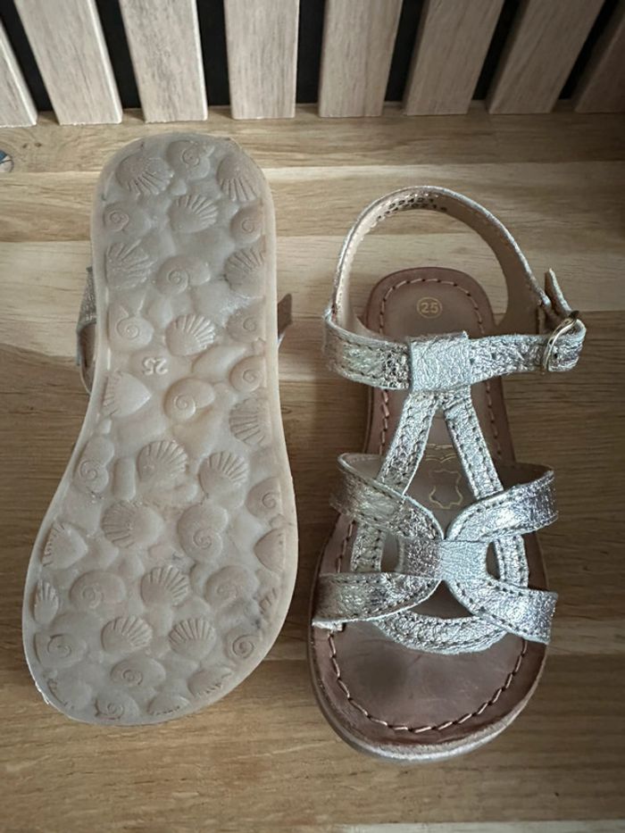 Sandales dorées - photo numéro 4