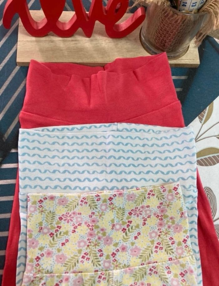 3 pantalons / leggings - 6 mois - photo numéro 2