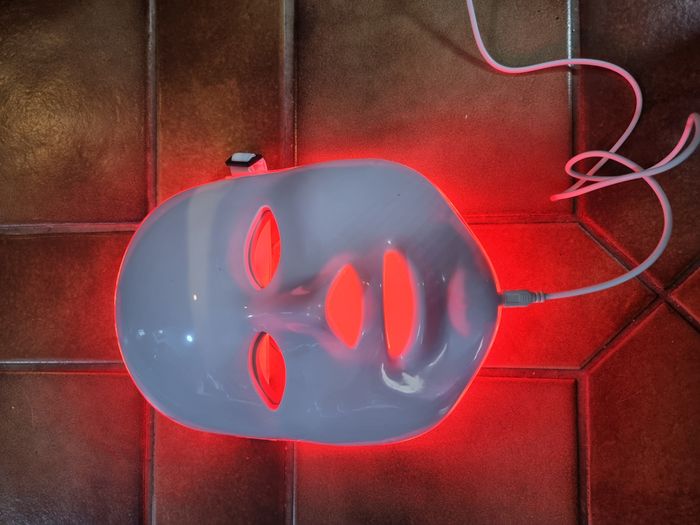Lot soin visage, masque à led luminothérapie, sauna facial et embout vapeur pour inhalation - photo numéro 5