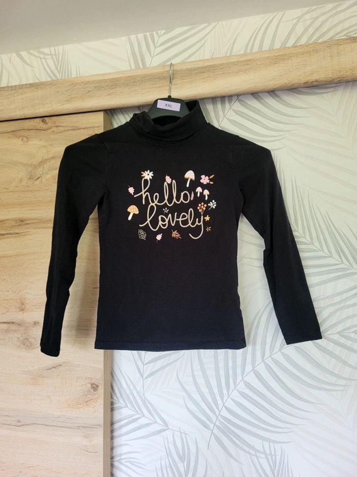 Tee shirt manche longue col rouler noir taille 10 ans