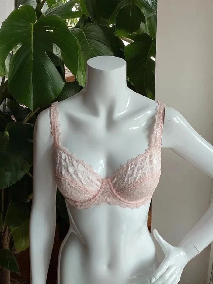 Soutien gorge 90C
