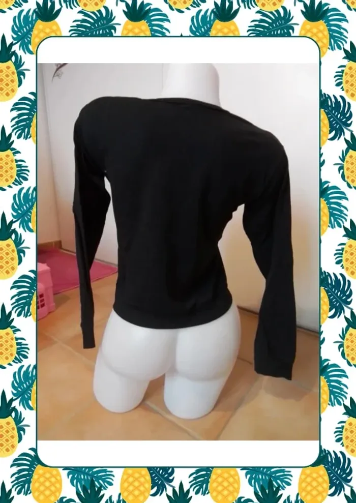 Pull court noir - photo numéro 3