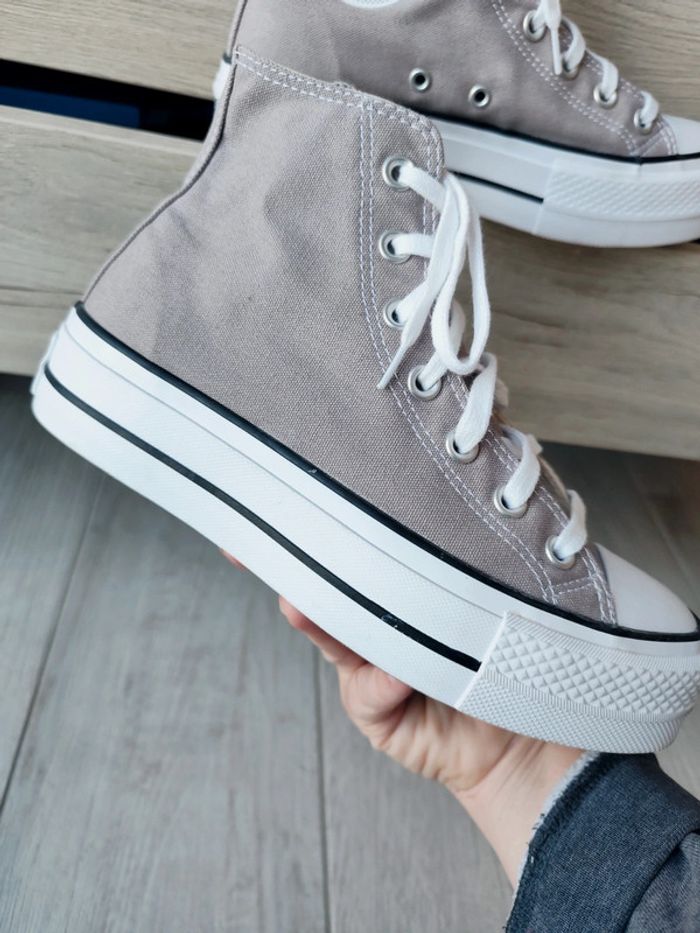 Converse plateforme beige - photo numéro 3