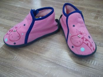 Chaussons zippés rose Girafe 26