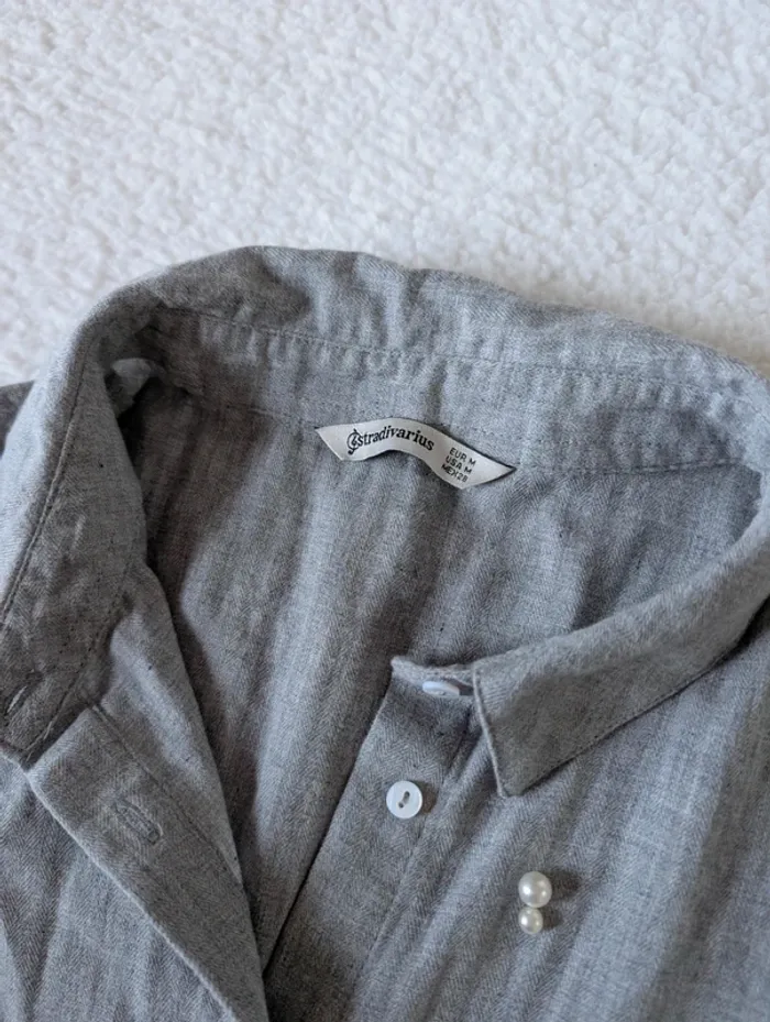 🤍 Chemise Stradivarius avec perles - M - photo numéro 3