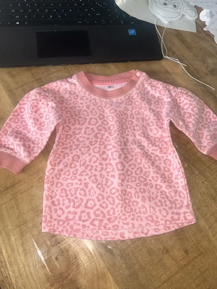 Pull bébé fille