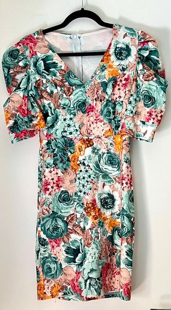 Robe courte imprimée fleurs style vintage taille 36