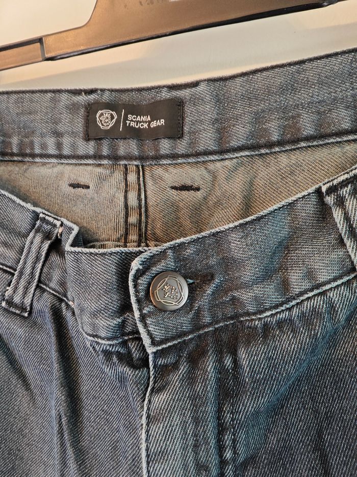 Jeans Scania - photo numéro 3