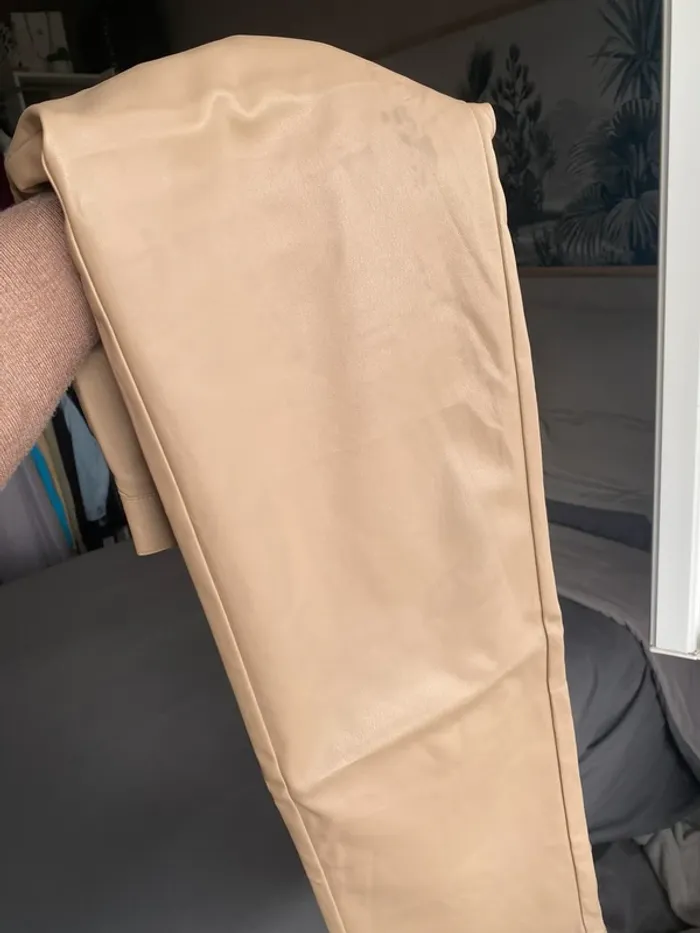 Pantalon droit femme similicuir Shein beige - photo numéro 5