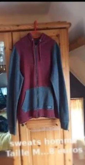 Sweat  Taille M