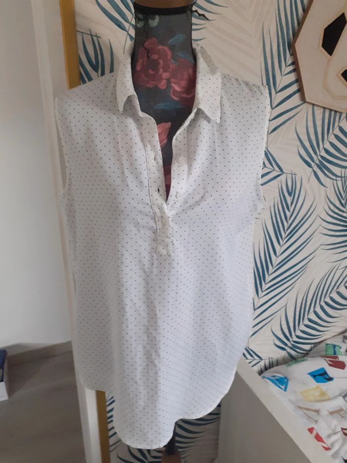 Blouse à pois sans manches L