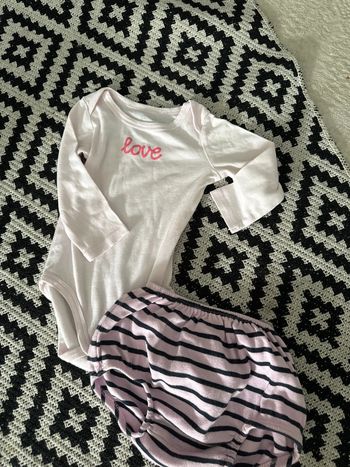 Ensemble natales 12 mois excellent état