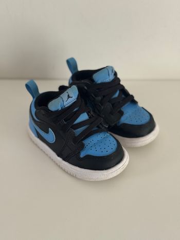 Paire de Nike Jordan taille 21