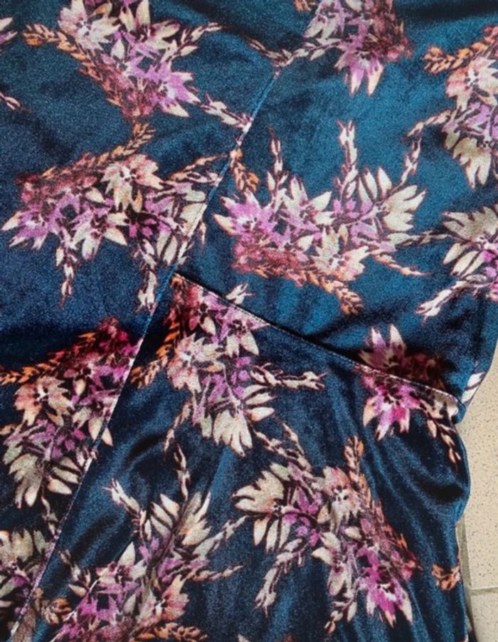 Jupe en velours Cortefiel taille 6 XXL neuve - photo numéro 4