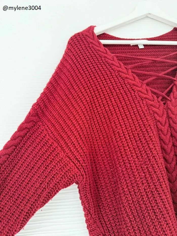 Pull d'hiver épais en maille torsadé bordeaux manches longues col V lacets - photo numéro 2