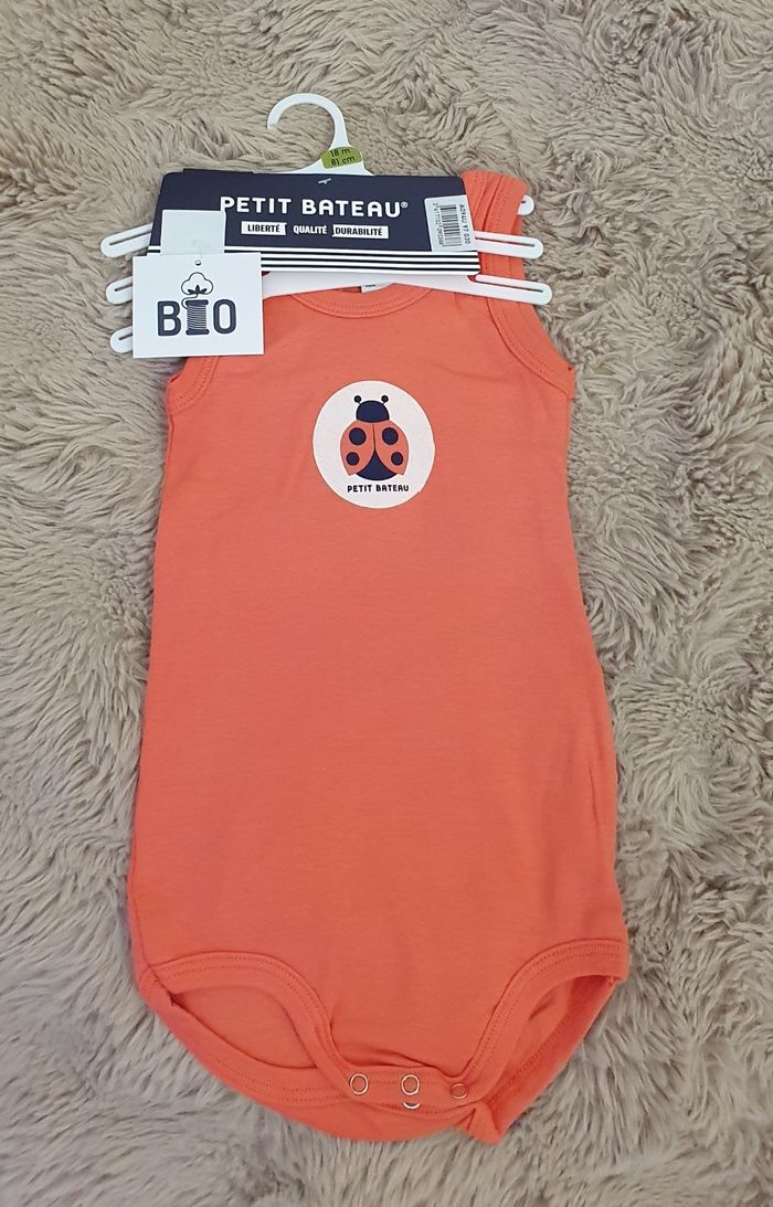 Lot de 3 bodies sans manches 18mois petit bateau - photo numéro 5