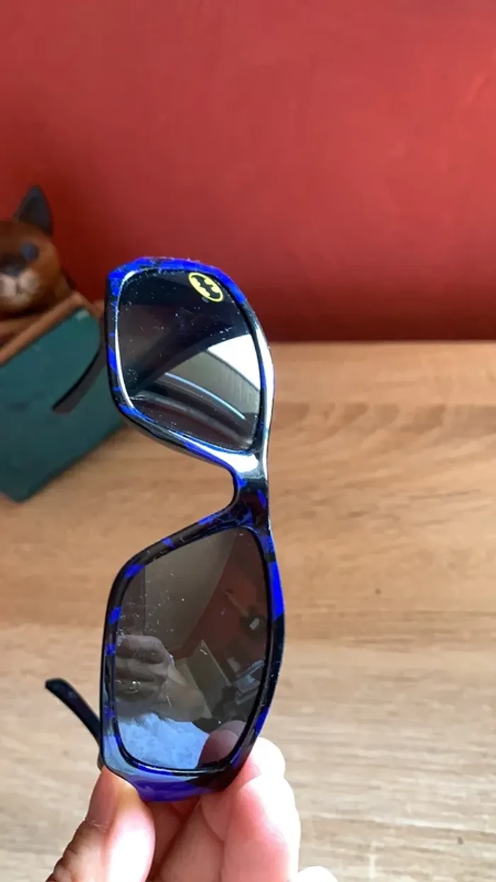 Lunette de soleil Batman très peu mises - photo numéro 6