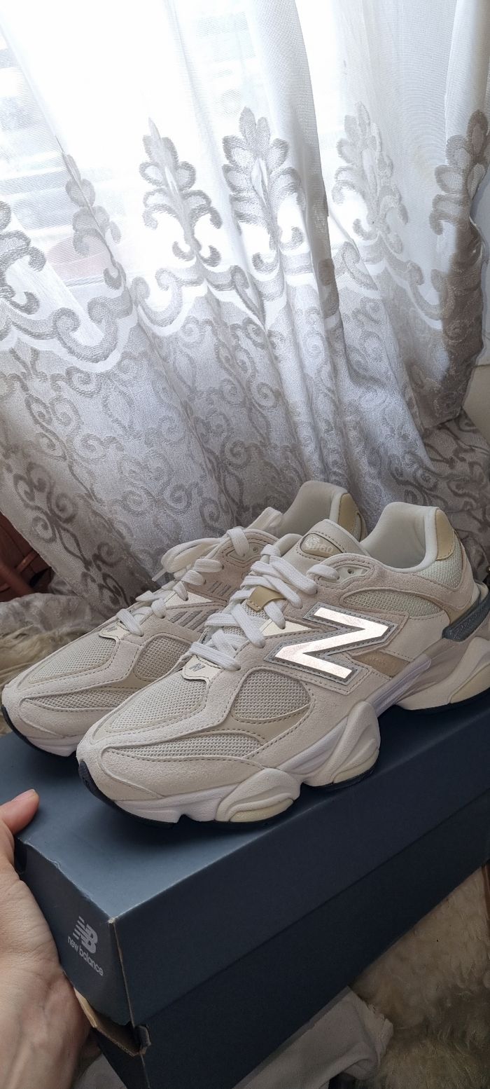 New balance 9060 t 42.5 100% Authentique - photo numéro 2
