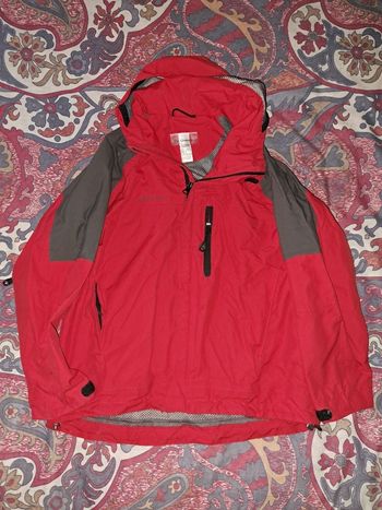 Veste coupe-vent  enfant 8 ans