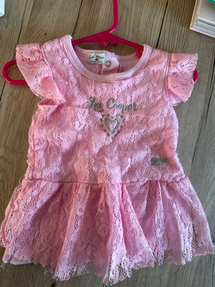 Robe fille dentelle rose taille 3 mois
