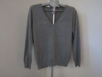 pull gris col v galeries lafayette manches longues