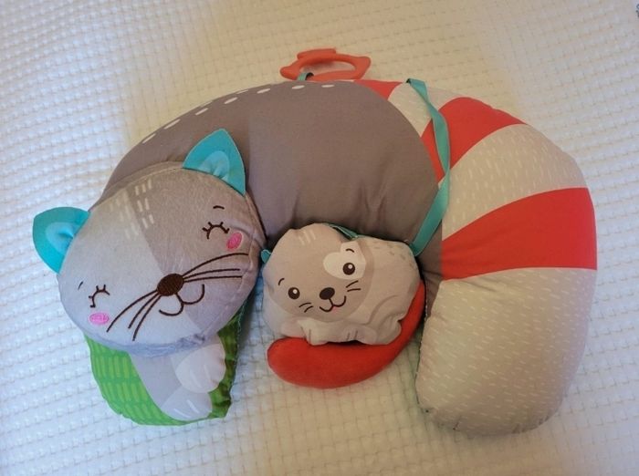 Coussin d'activité pour caler bébé