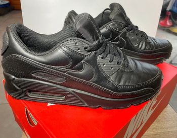 Nike Air Max - Taille 10 US (44 EU) - Noir - Très bon état
