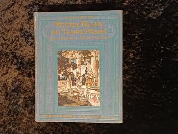 Petites filles du temps passé