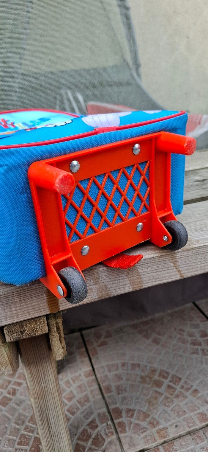 Cartable à roulettes - photo numéro 3