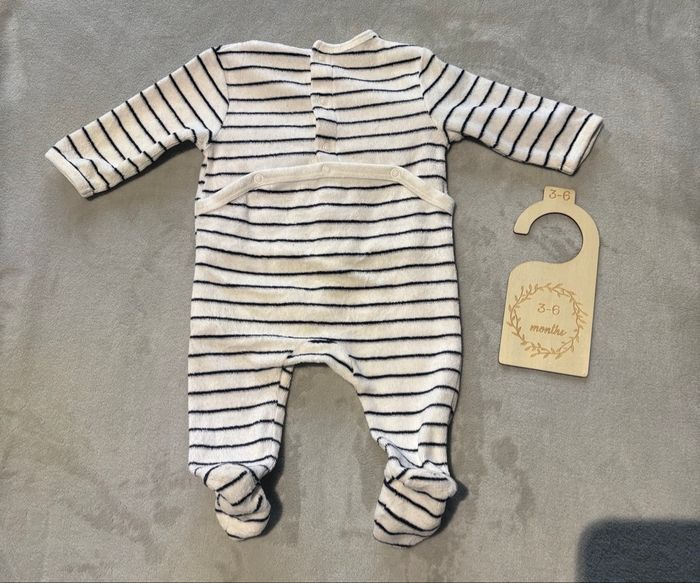 Pyjama 3 mois - photo numéro 2