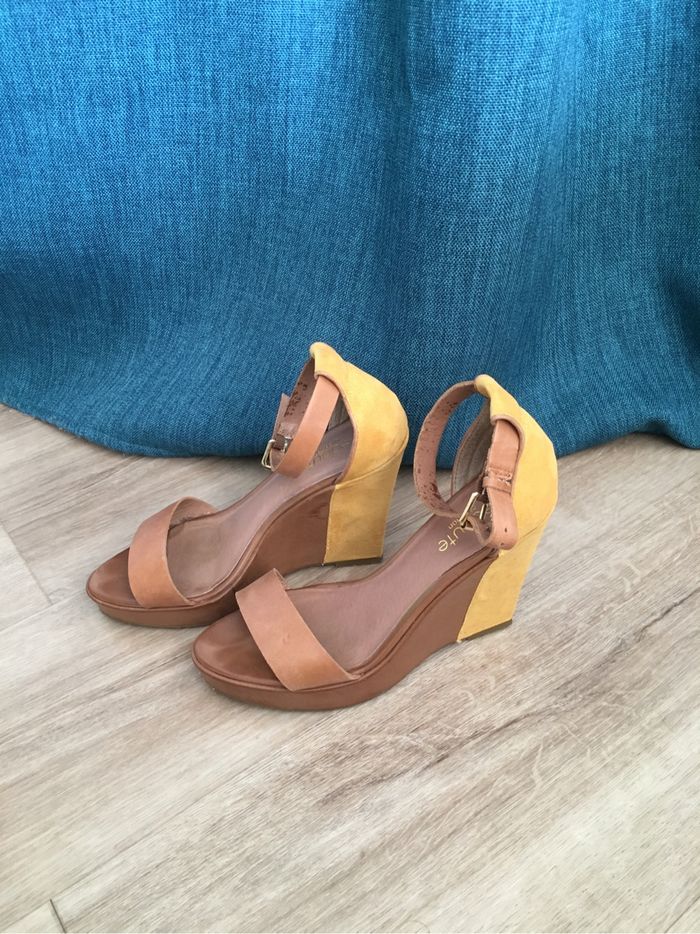 Sandales à talons - photo numéro 2