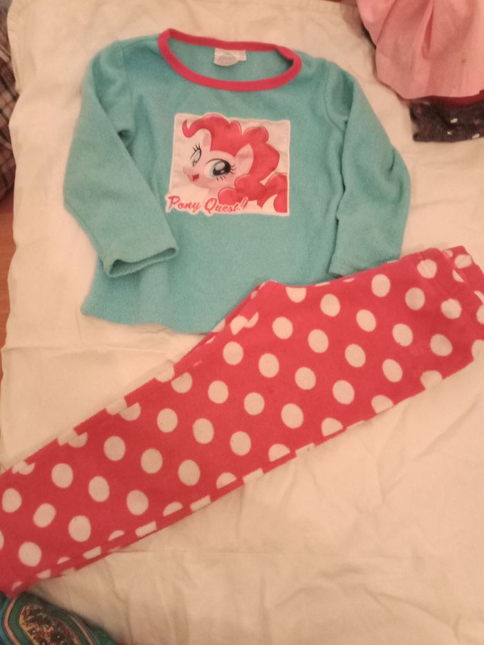 Lot pijame filé 4 ans - photo numéro 2