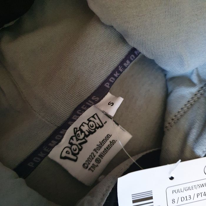 Sweat à capuche Pokémon de taille S, 16ans - photo numéro 4