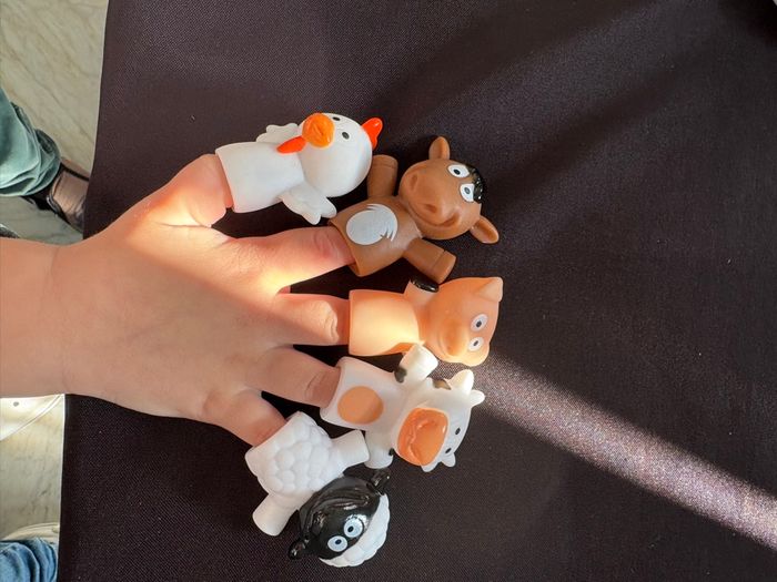Figurines pour doigts