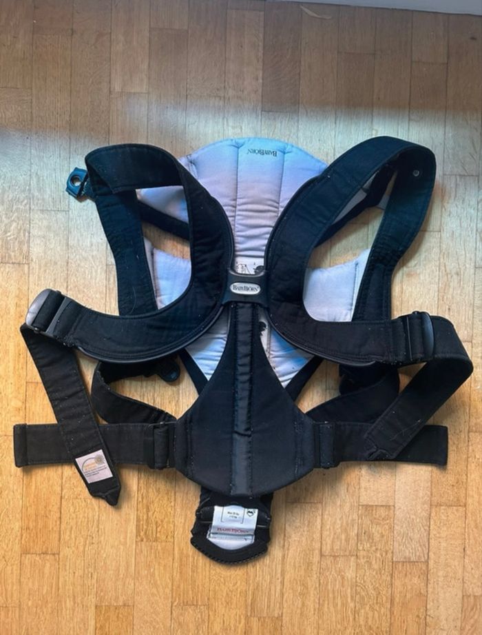 Porte bébé babybjorn