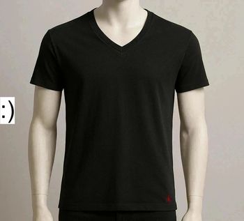 T-shirt noir col V – Polo Ralph Lauren – Style Y2K vintage
