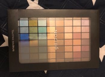 Palette nocibé multicolore