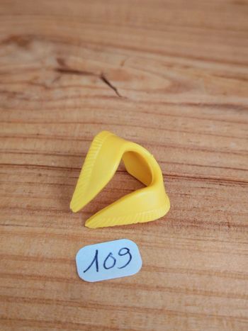 Playmobil vintage col foulard jaune medieval moyen âge