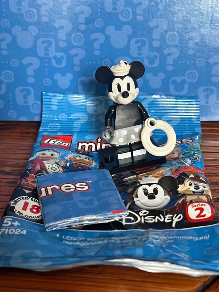 Figurine Lego Vintage Minnie , série 71024, Minnie, Disney, Series 2 - photo numéro 2