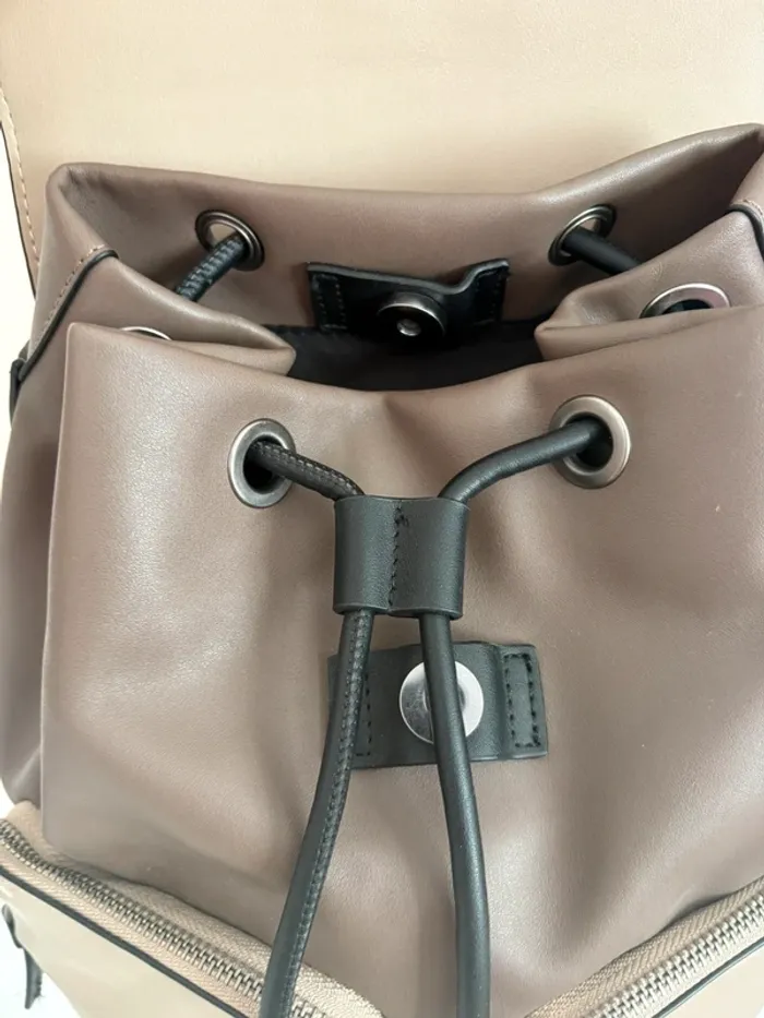 Sac sac à dos beige et noir - photo numéro 4