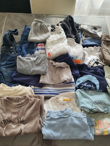 Lot de 26 vêtements automne/ hiver