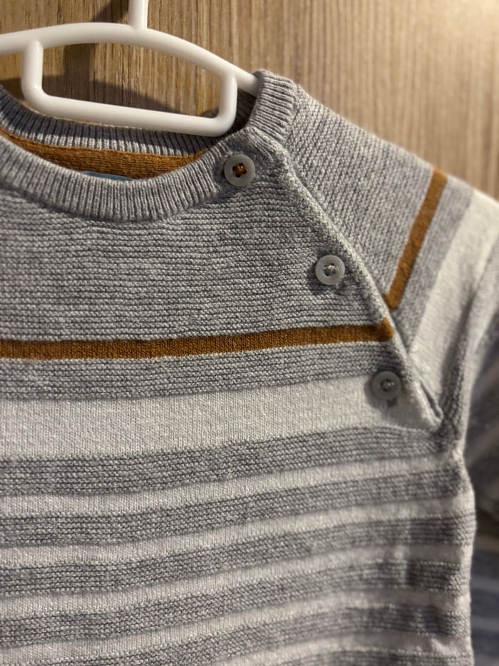 pull gris - photo numéro 3